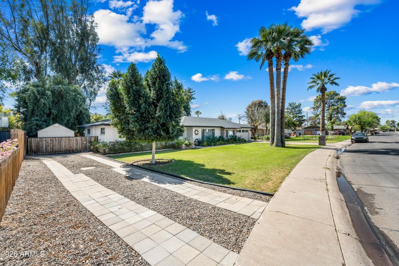 1231 W Orchid Ln, Phoenix, AZ 85021
