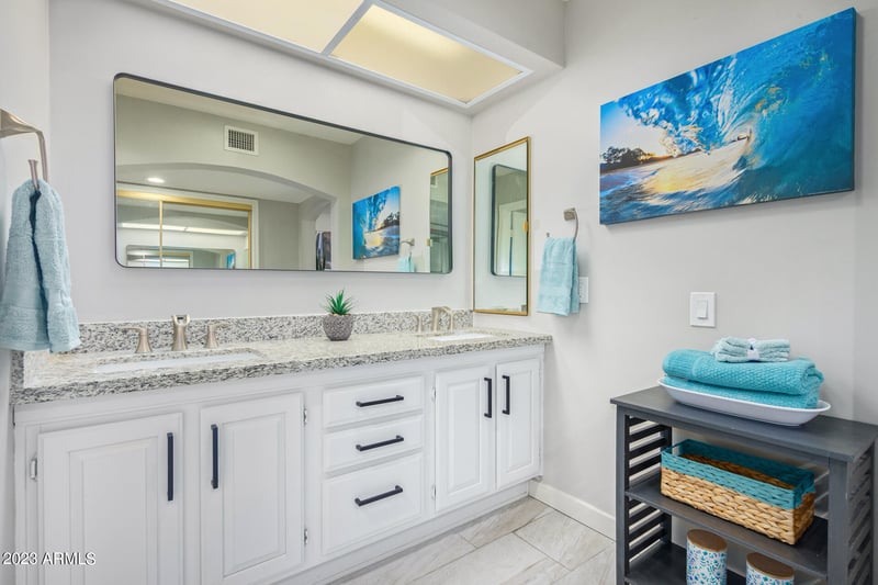 12311 Tigerseye Dr, Sun City West, AZ 85375