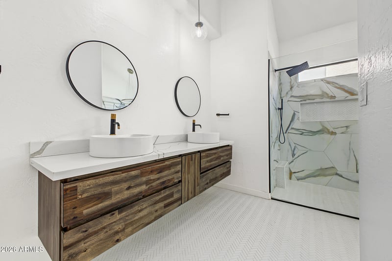 1232 E Granada St, Mesa, AZ 85203