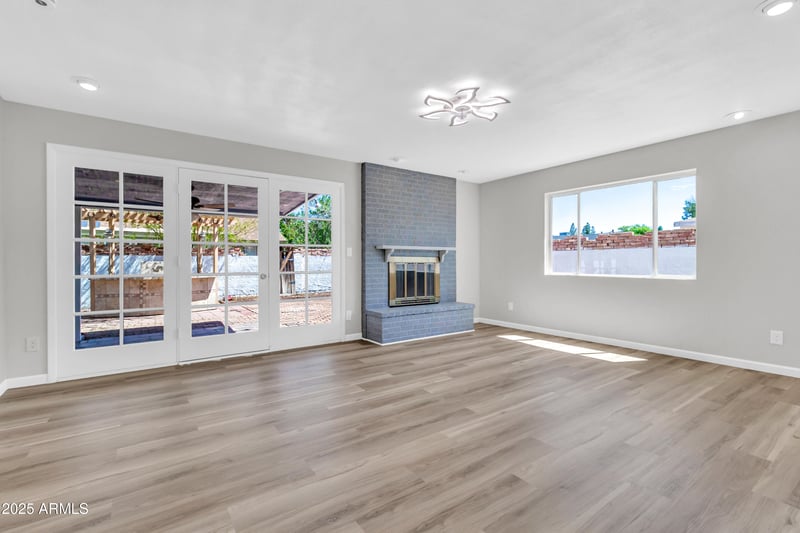 1232 Mclellan Rd, Mesa, AZ 85203