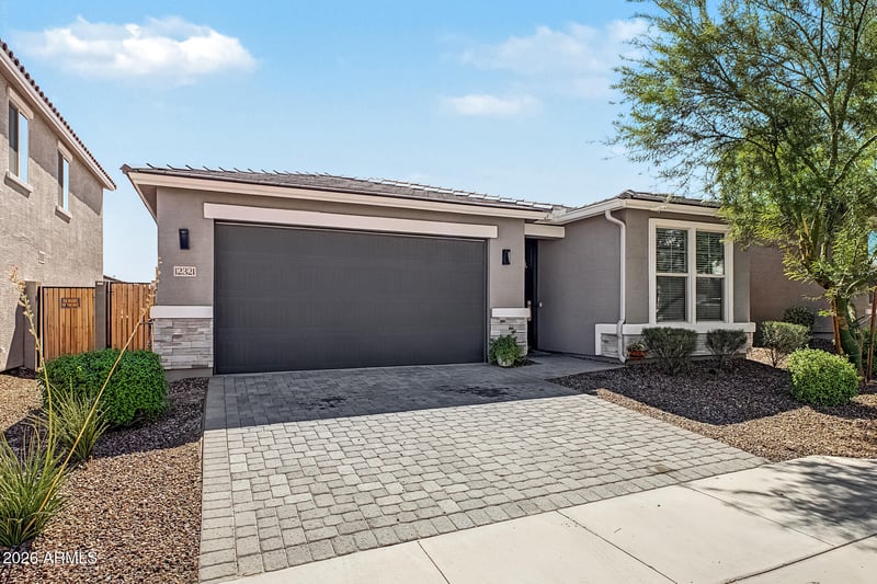 12321 W Stella Ln, Litchfield Park, AZ 85340