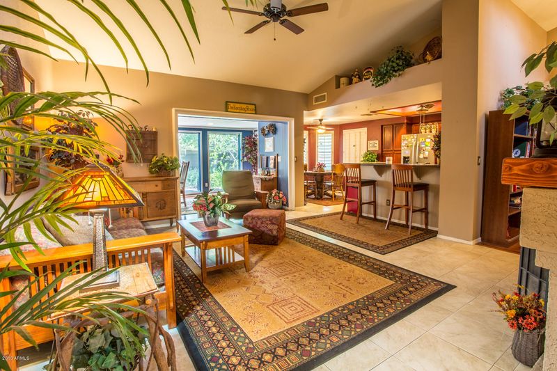 12322 N 78th Dr, Peoria, AZ 85381