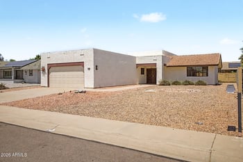 12322 Foxfire Dr, Sun City West, AZ 85375