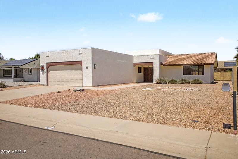 12322 Foxfire Dr, Sun City West, AZ 85375