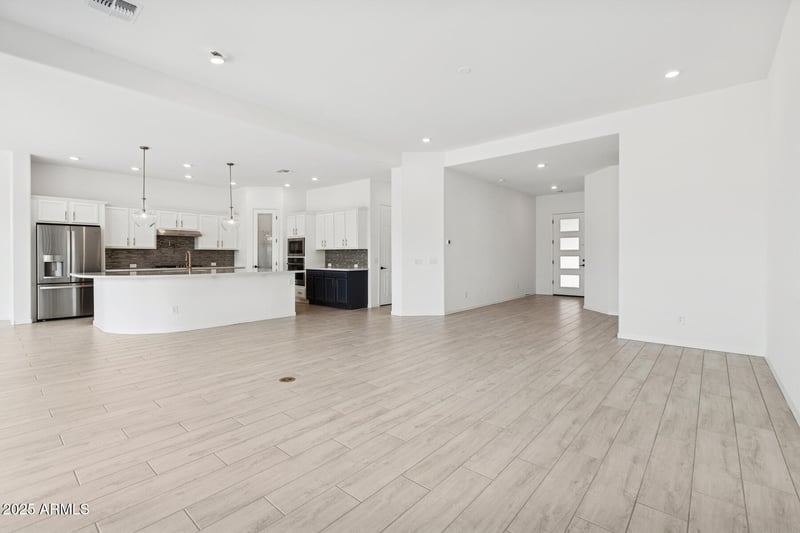 12323 Luxton Ln, Avondale, AZ 85323