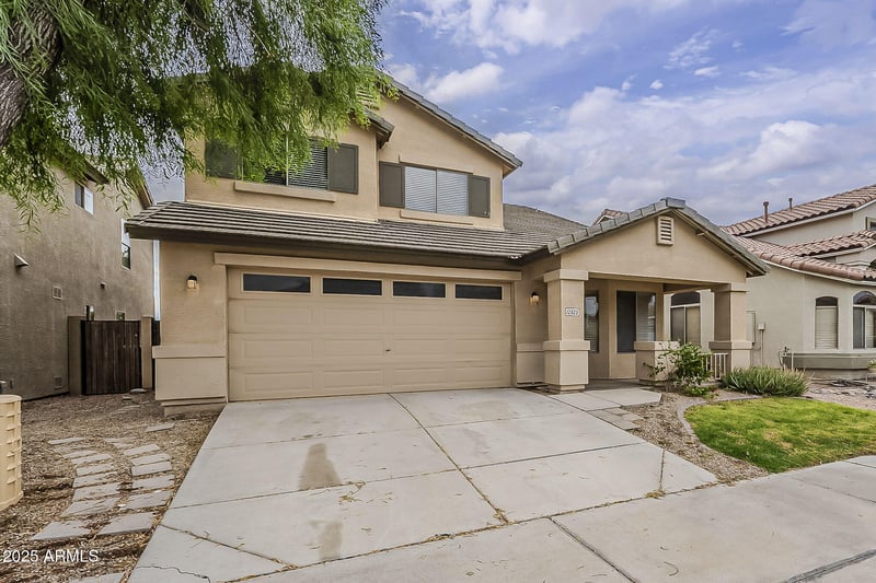 12323 Medlock Dr, Litchfield Park, AZ 85340