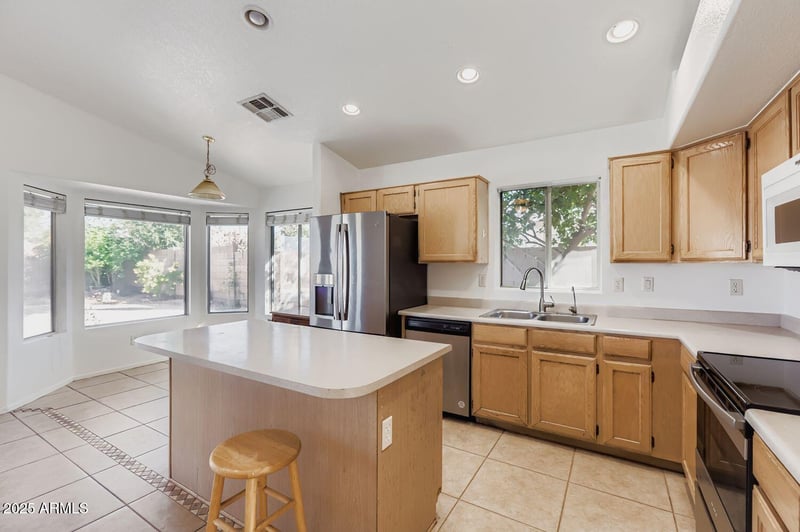 12324 Edgemont Ave, Avondale, AZ 85392