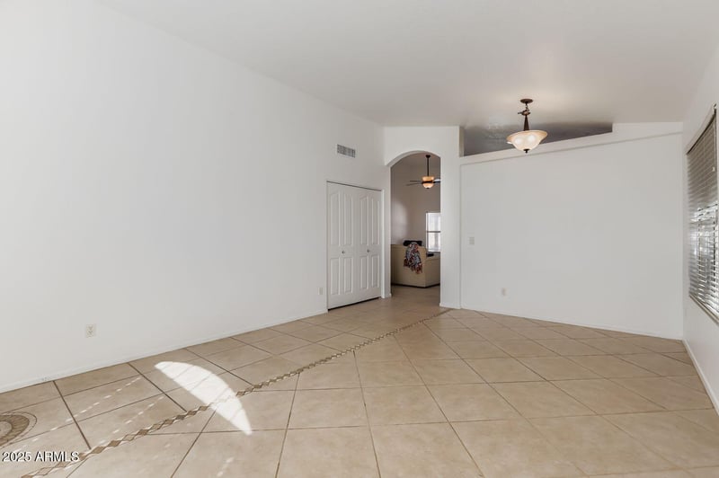 12324 Edgemont Ave, Avondale, AZ 85392