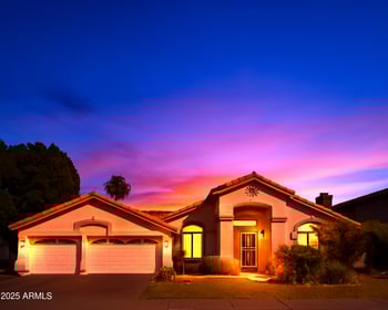 12327 57th Dr, Glendale, AZ 85304
