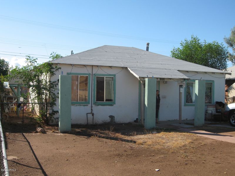 1233 E Pierce St, Phoenix, AZ 85006