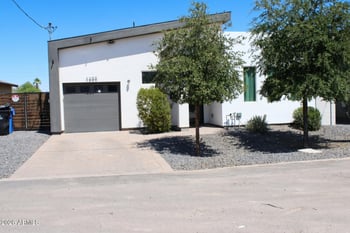 1233 S 15th Dr, Phoenix, AZ 85007