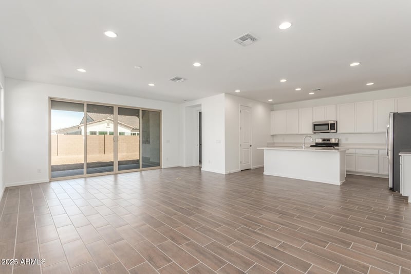 12330 Marguerite Ave, Avondale, AZ 85323