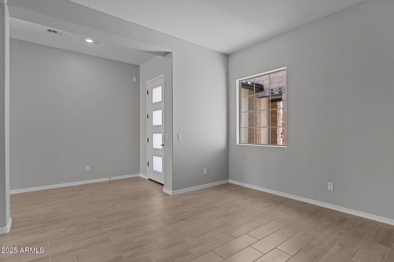 12332 Parkway Ln, Avondale, AZ 85323