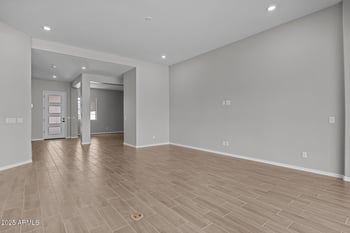 12332 Parkway Ln, Avondale, AZ 85323