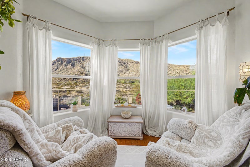 1234 Desert Flower Ln, Phoenix, AZ 85048