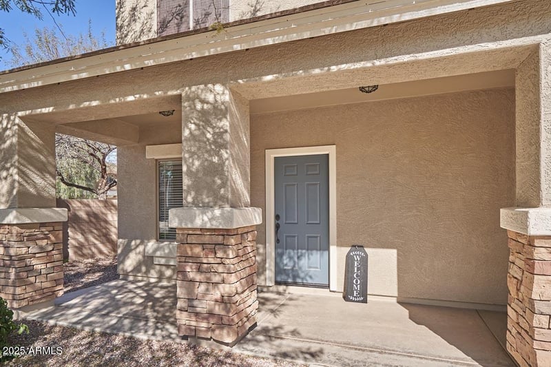 1234 Lark St, Gilbert, AZ 85297