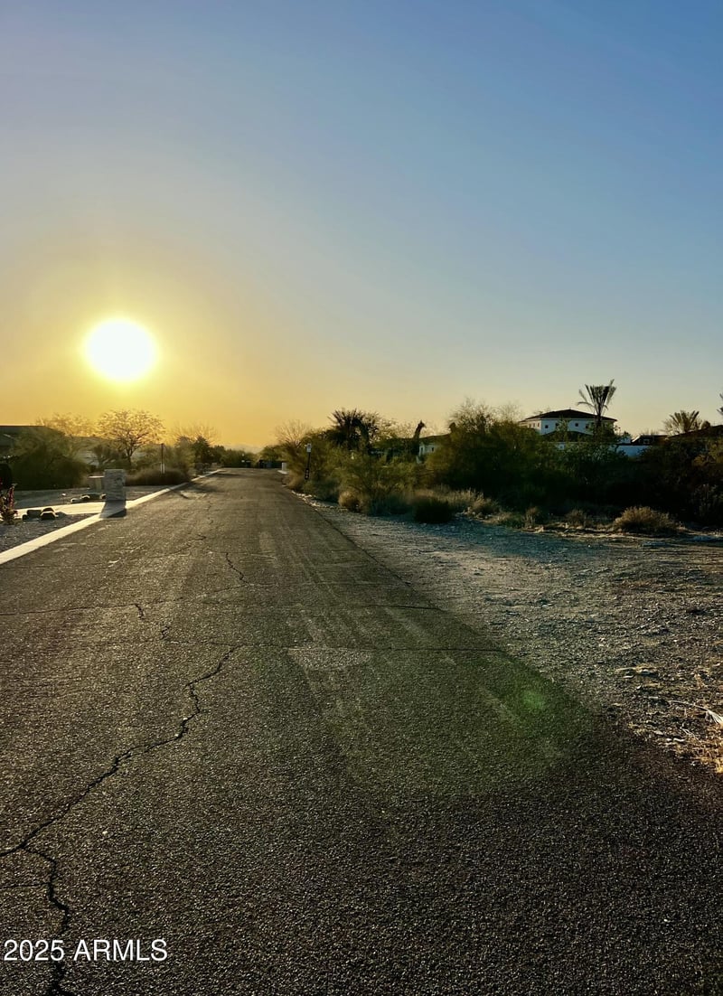 12348 Shangri La Rd #9, Scottsdale, AZ 85259