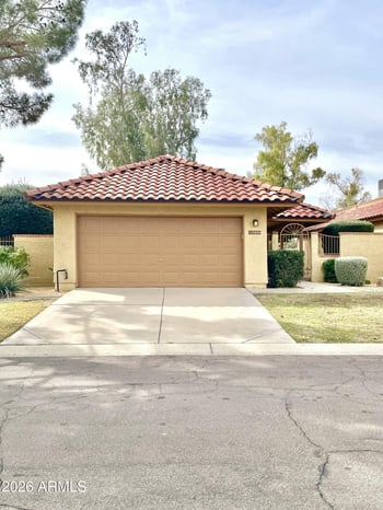 12354 Shoshoni Dr, Phoenix, AZ 85044