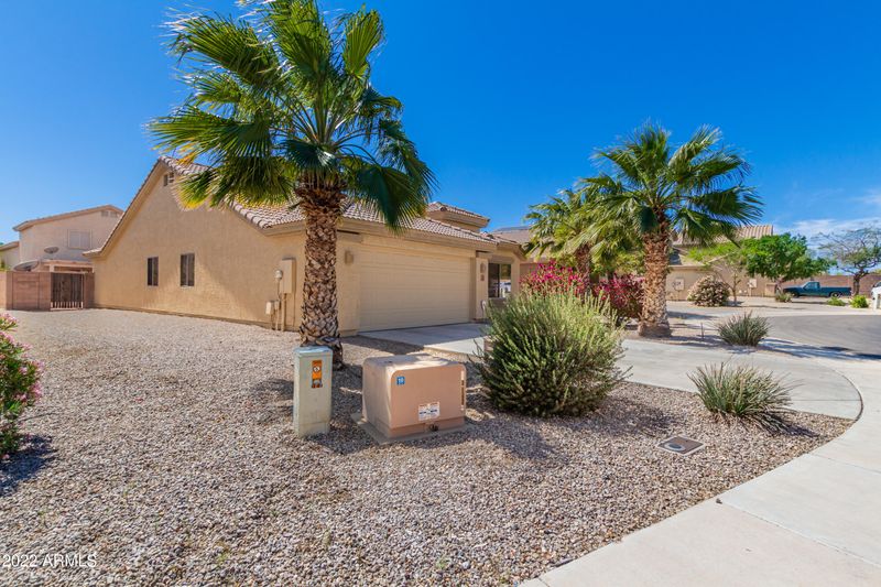 12357 W Heatherbrae Dr, Avondale, AZ 85392