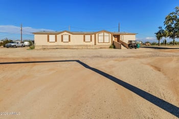 1236 Judd Rd, San Tan Valley, AZ 85144