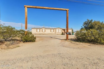 1236 Judd Rd, San Tan Valley, AZ 85144