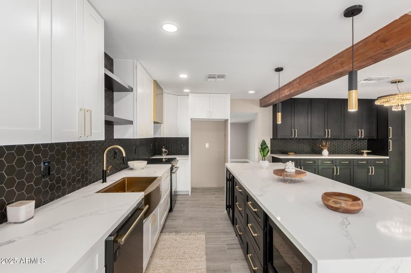 1236 Mclellan Blvd, Phoenix, AZ 85014