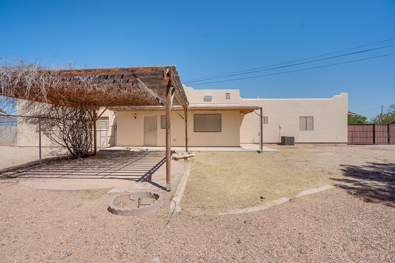 1236 N 66th Pl, Mesa, AZ 85205