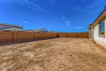 12361 Parkway Ln, Avondale, AZ 85323
