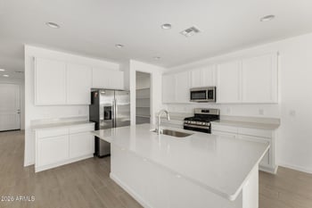 12365 W Parkway Ln, Avondale, AZ 85323