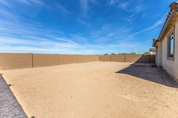 12368 Parkway Ln, Avondale, AZ 85323
