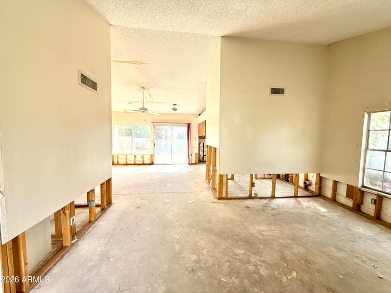 1237 E Sequoia Dr, Phoenix, AZ 85024