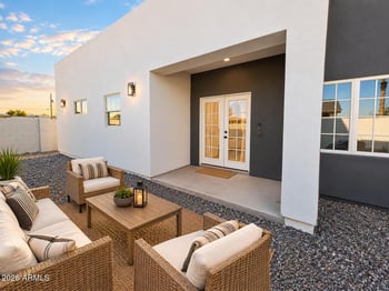 1237 S 15th Dr, Phoenix, AZ 85007