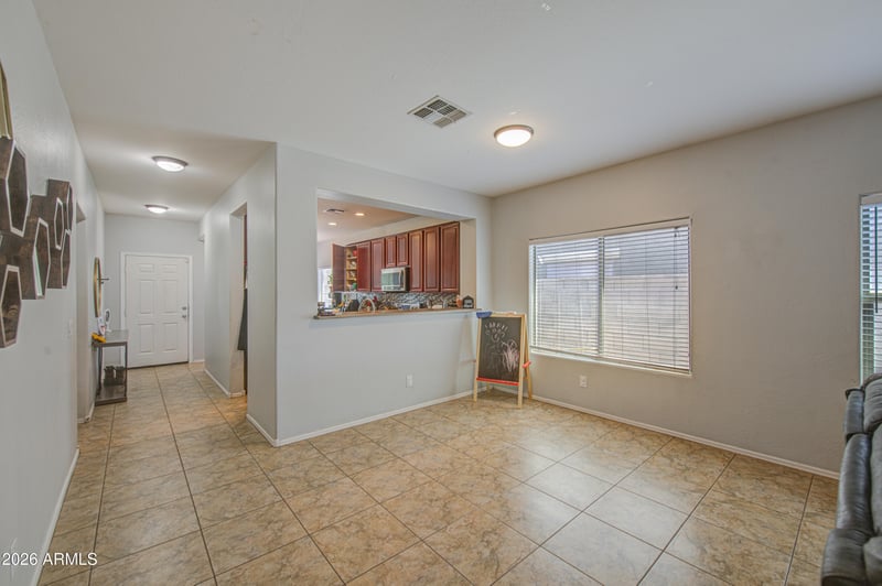 1237 Green Tree Dr, San Tan Valley, AZ 85143
