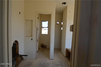 12372 Old Mule Dr, Kingman, AZ 86401