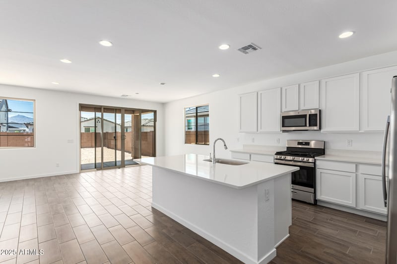 12373 Marguerite Ave, Avondale, AZ 85323