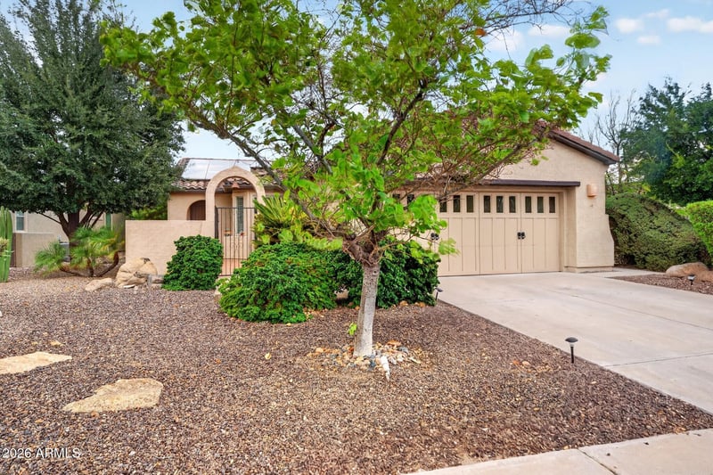 12376 W Running Deer Trl, Peoria, AZ 85383