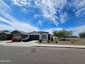 12377 Glenn Dr, Glendale, AZ 85307