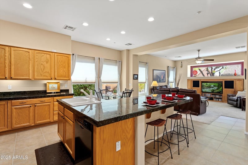 12379 Hedge Hog Pl, Peoria, AZ 85383