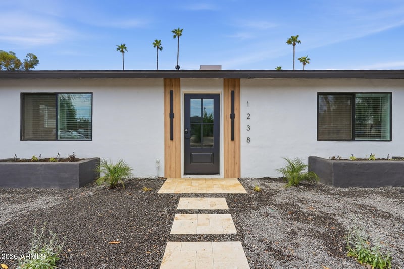 1238 E Almeria Rd, Phoenix, AZ 85006