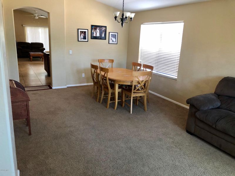 1238 W Oak Tree Ln, San Tan Valley, AZ 85143