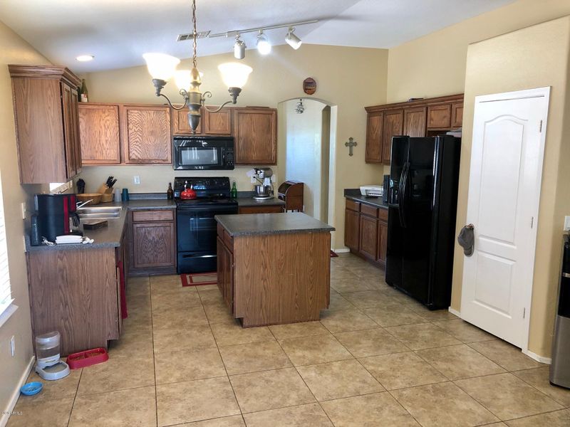 1238 W Oak Tree Ln, San Tan Valley, AZ 85143