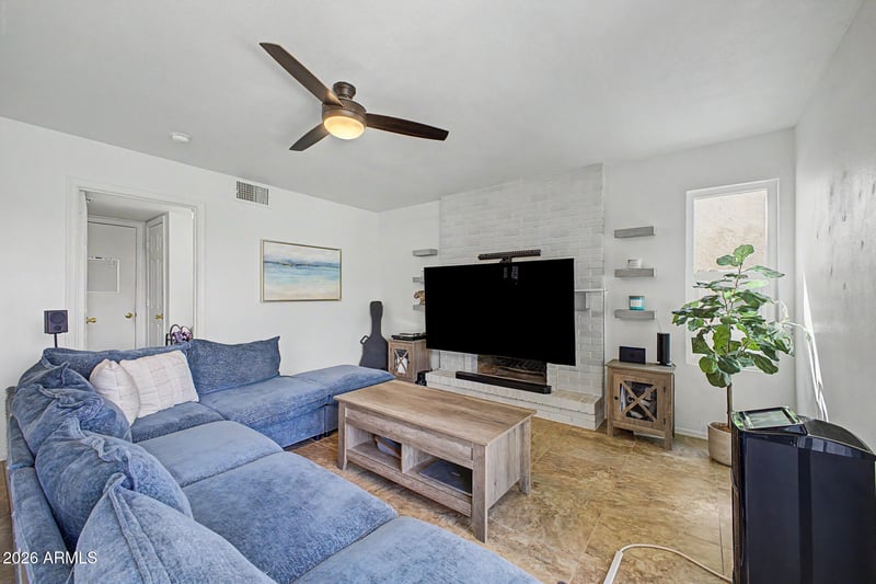 1238 Seashore Dr, Gilbert, AZ 85233
