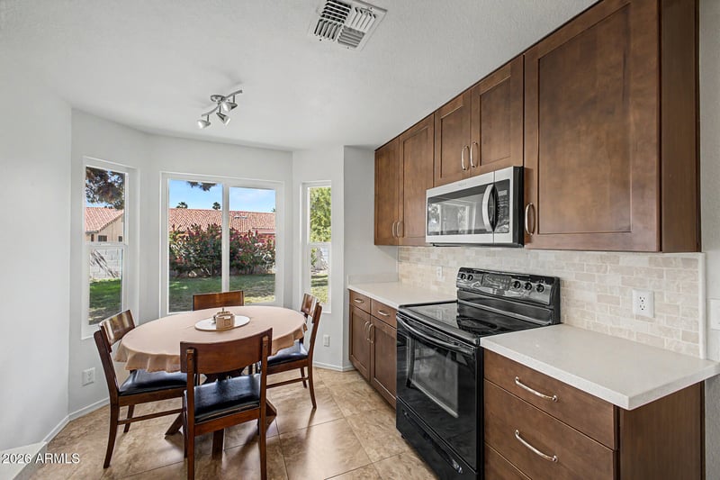1238 Seashore Dr, Gilbert, AZ 85233