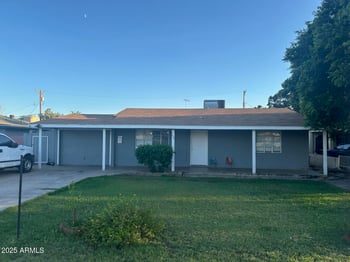 1239 1st Pl, Mesa, AZ 85201