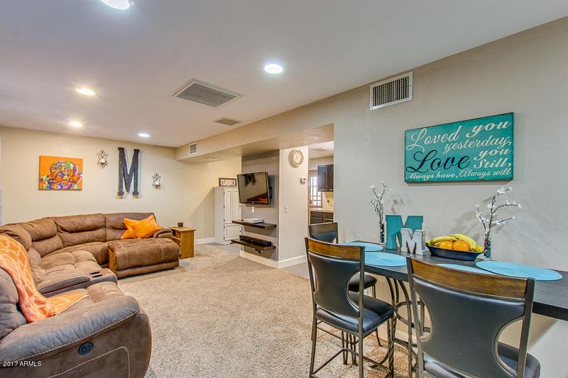 1239 E Circle Mountain Rd, New River, AZ 85087