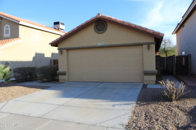 1239 E Helena Dr, Phoenix, AZ 85022