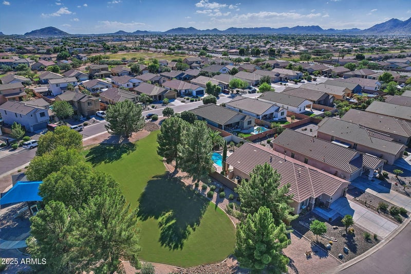 1239 Paisley Dr, San Tan Valley, AZ 85143