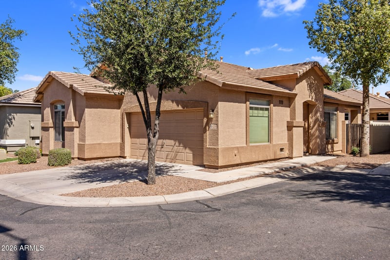 1239 Emmett Dr, Chandler, AZ 85286