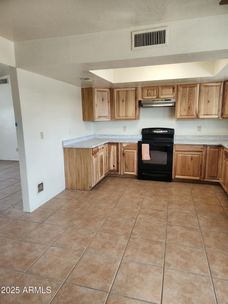 124 Cottonwood St, Chandler, AZ 85225