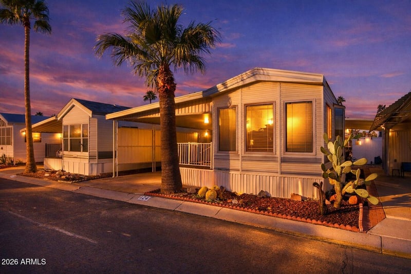124 Kaolin Dr, Apache Junction, AZ 85119